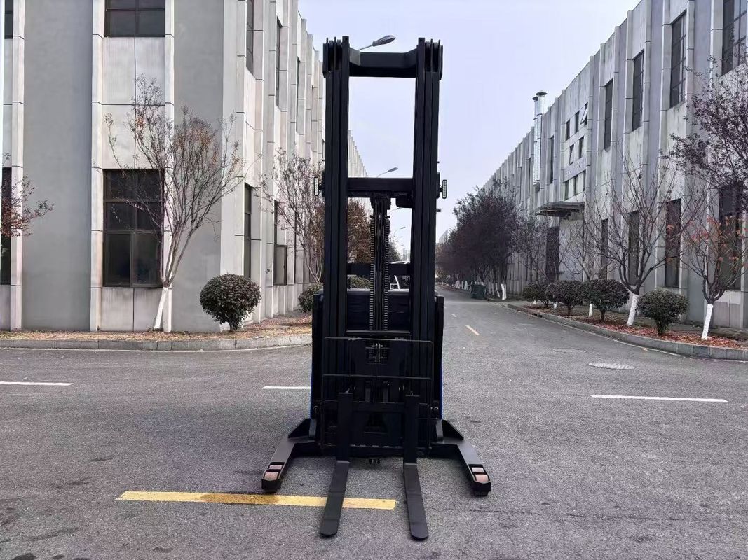 Fit to High-density Storage Capacity 1.5 Ton 1500 kg  Double-reach Electric Forklift  Truck  Height 7000 mm